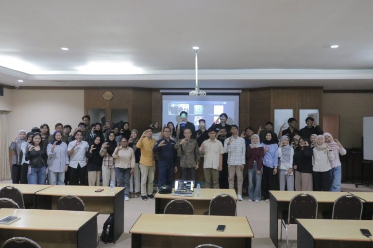 Guest Lecture Forest Stewardship Council (FSC): Menggagas Masa Depan Hutan Indonesia yang Lestari dan Bertanggung Jawab